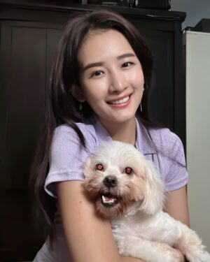 Han Thi Instagram - Me and my bestie baby KiKi
Top: Your Stylist