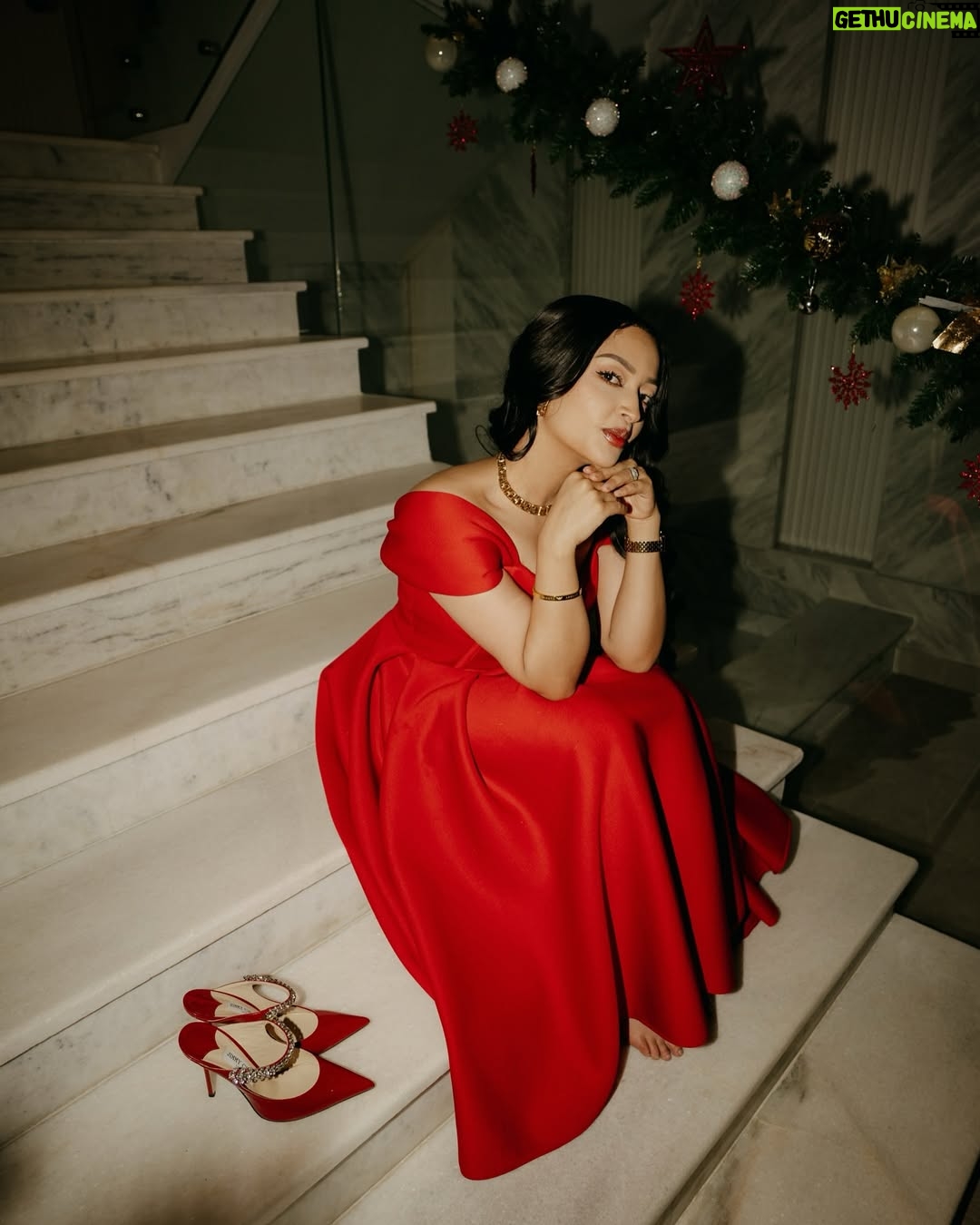 Hanan Tarq - 40.8K Likes - Her elegance is quiet but impossible to ignore.
.
. 
@bk_photography_et no words for this pictures 🫠🫠🫠 
@tghala girllllll you know what you’re doing 🫡
@touch_by_marzel I can’t with you 🦥