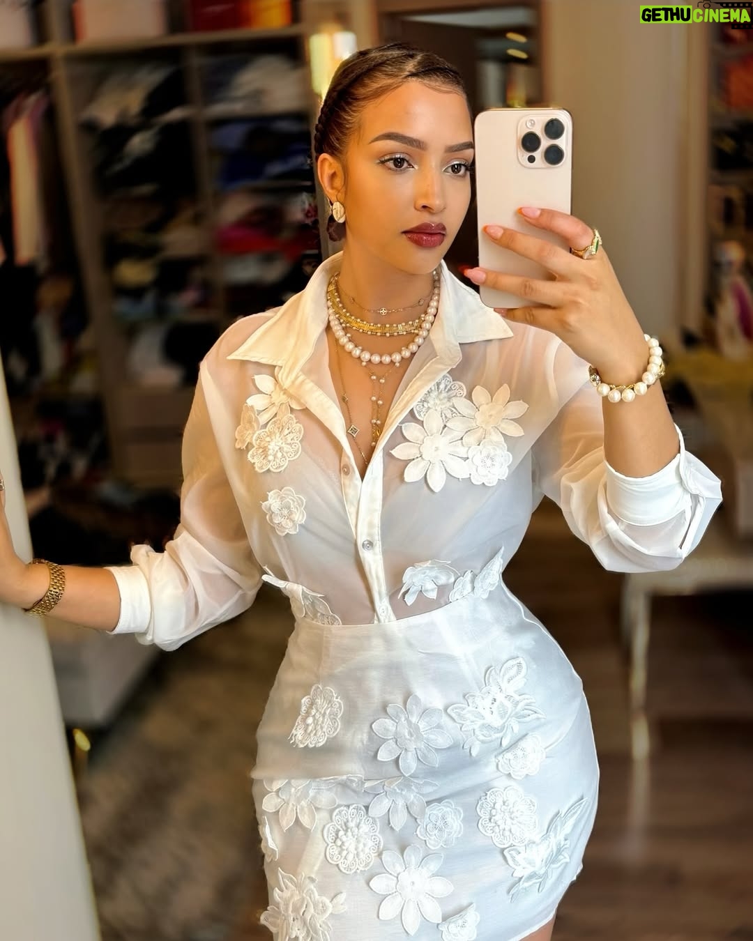 Hanan Tarq - 44.2K Likes - 🕊️