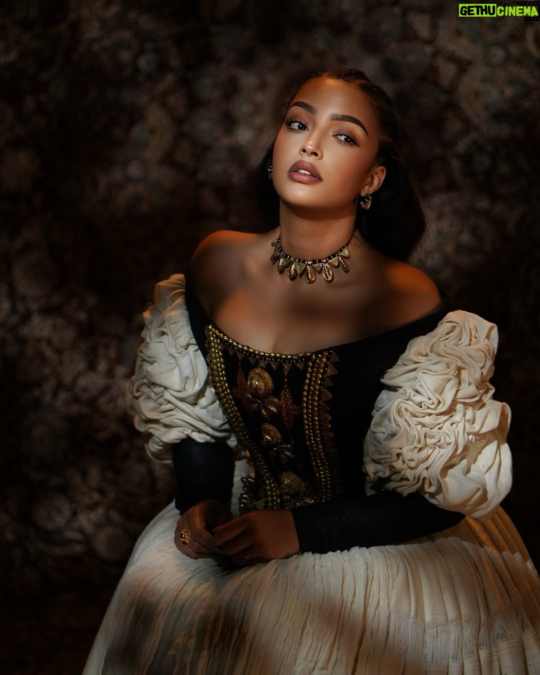 Hanan Tarq - 33.4K Likes - Typing………
.
.
.
@afthorodesign በህይወቴ እንደዛሬ ተደምሜ አላዉቅም የምር ትችላለች 🤌🤌🤌🤌
@fetil_picture ላንተ ቃሏት የለኝም ሜኪዬ ተባረክ 🙌
@touch_by_marzel እንኳንም የኔ ሆንሽ 🫶