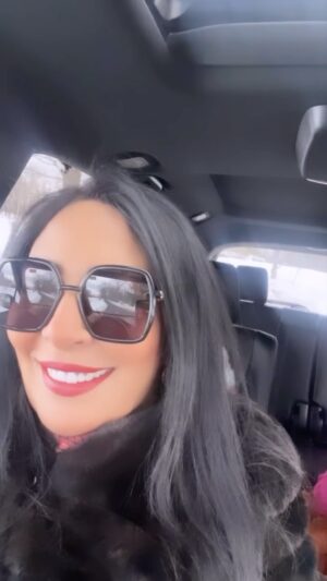 Hanane Ibrahimi Instagram - يوم جميل مع عائلتي الصغيرة احتفالا بعيد ميلادي.. شكرا لكل من عايدني، دامت لكم الافراح، حفظكم الله و حفظ كل غال على قلوبكم♥️
الحمد لله حمدا كثيرا طيبا مباركا فيه♥️
#birthday #family #thankyou #friends #happiness #simplelife #smile #enjoy #littlethings #moments #friendship #live #love #casablanca #loveforever #morocco #usa #momofgirls #actress #wifey ♥️