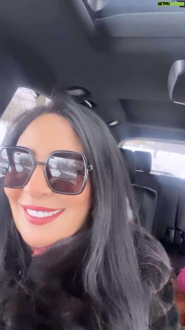 Hanane Ibrahimi - 8.6K Likes - يوم جميل مع عائلتي الصغيرة احتفالا بعيد ميلادي.. شكرا لكل من عايدني، دامت لكم الافراح، حفظكم الله و حفظ كل غال على قلوبكم♥️
الحمد لله حمدا كثيرا طيبا مباركا فيه♥️
#birthday #family #thankyou #friends #happiness #simplelife #smile #enjoy #littlethings #moments #friendship #live #love #casablanca #loveforever #morocco #usa #momofgirls #actress #wifey ♥️