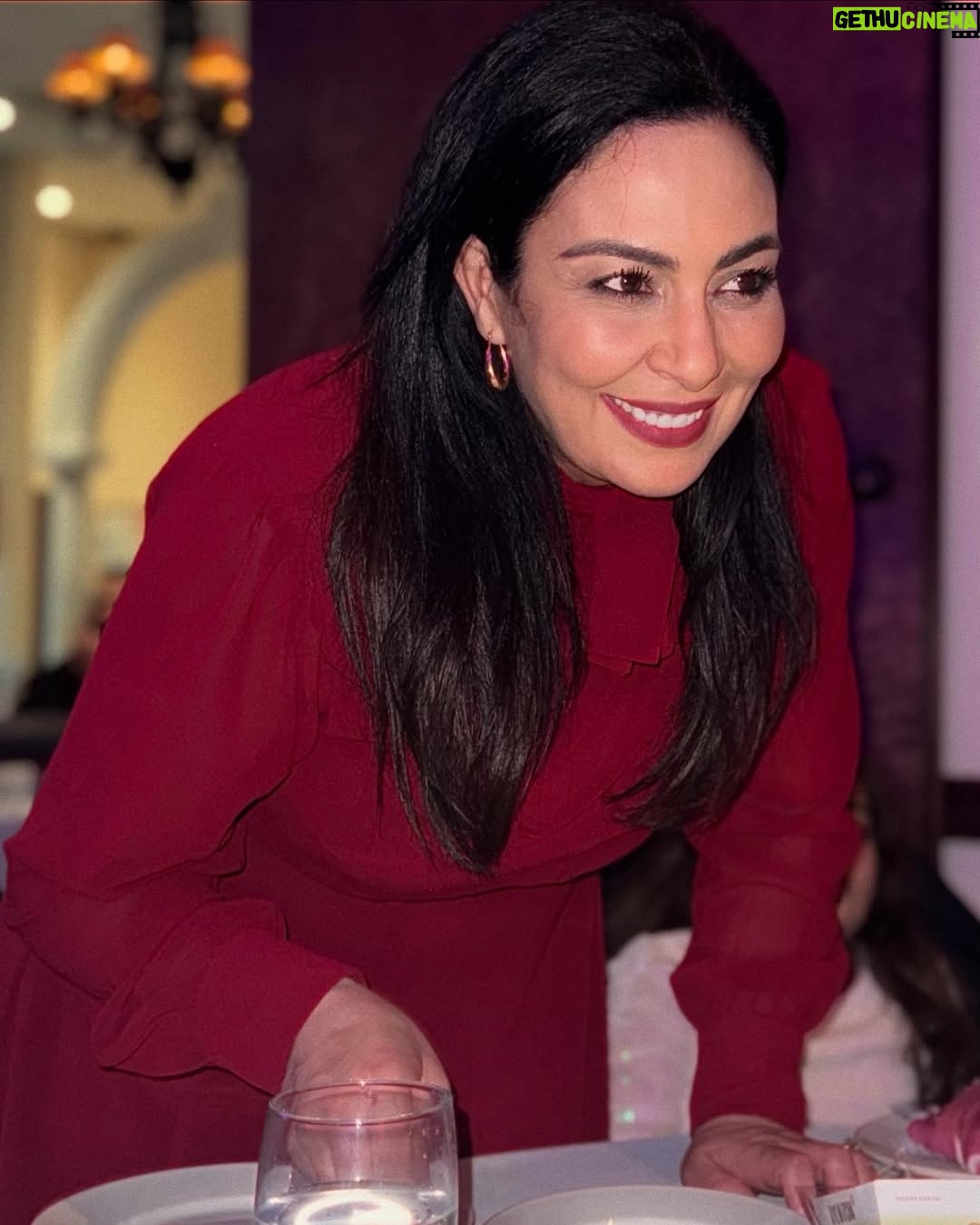 Hanane Ibrahimi - 12.5K Likes - شكرا لكل من هنأني بعيد ميلادي، شكرا لكل من تذكرني، و لكل من جعل من هذا اليوم يوما رائعا.. "اللهم اغفر لي ما مضى، و بارك لي فيما هو آت، اللهم أدم وجود من أحبهم و لا تحرمني منهم و لا ترني فيهم مكروها"
#actress #movies #momofgirls🎀🎀 #wifey #friends #casablanca #morocco #usa #love #live #smile #lifeisbeautiful #believe #family #enjoyeverymoment ♥️