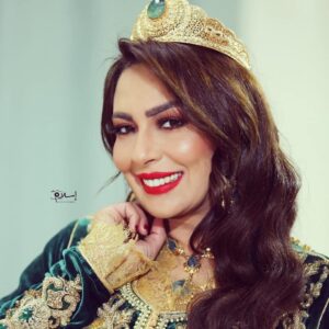 Hanane Ibrahimi Instagram - Deuxieme look Sans les lentilles
@simojoker_officiel @neggafasaphir @islam_msphotography @karimacoif_equipe