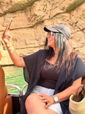 Hanane Ibrahimi Instagram - المغرب الجميل ❤️الحمد لله حبا و شكرا، يوما و عمرا ، دائما و أبدا❤️
#morocco #atlasmountains #friends #family #momofgirls #actress #us #happiness #instavacay #instaphoto #instaday #smile #live #love❤️