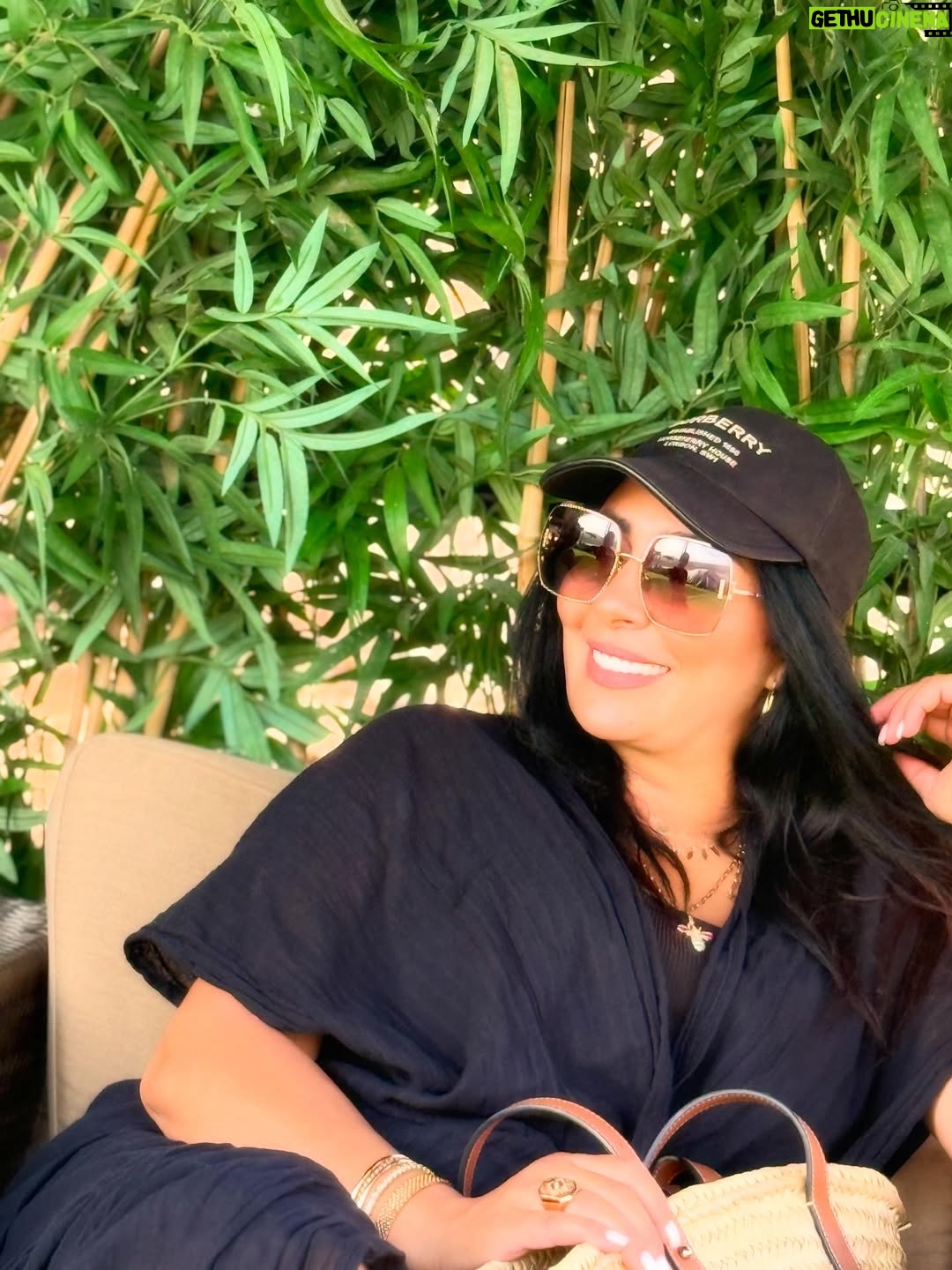 Hanane Ibrahimi - 30K Likes - المغرب الجميل ❤️الحمد لله حبا و شكرا، يوما و عمرا ، دائما و أبدا❤️
#morocco #atlasmountains #friends #family #momofgirls #actress #us #happiness #instavacay #instaphoto #instaday #smile #live #love❤️