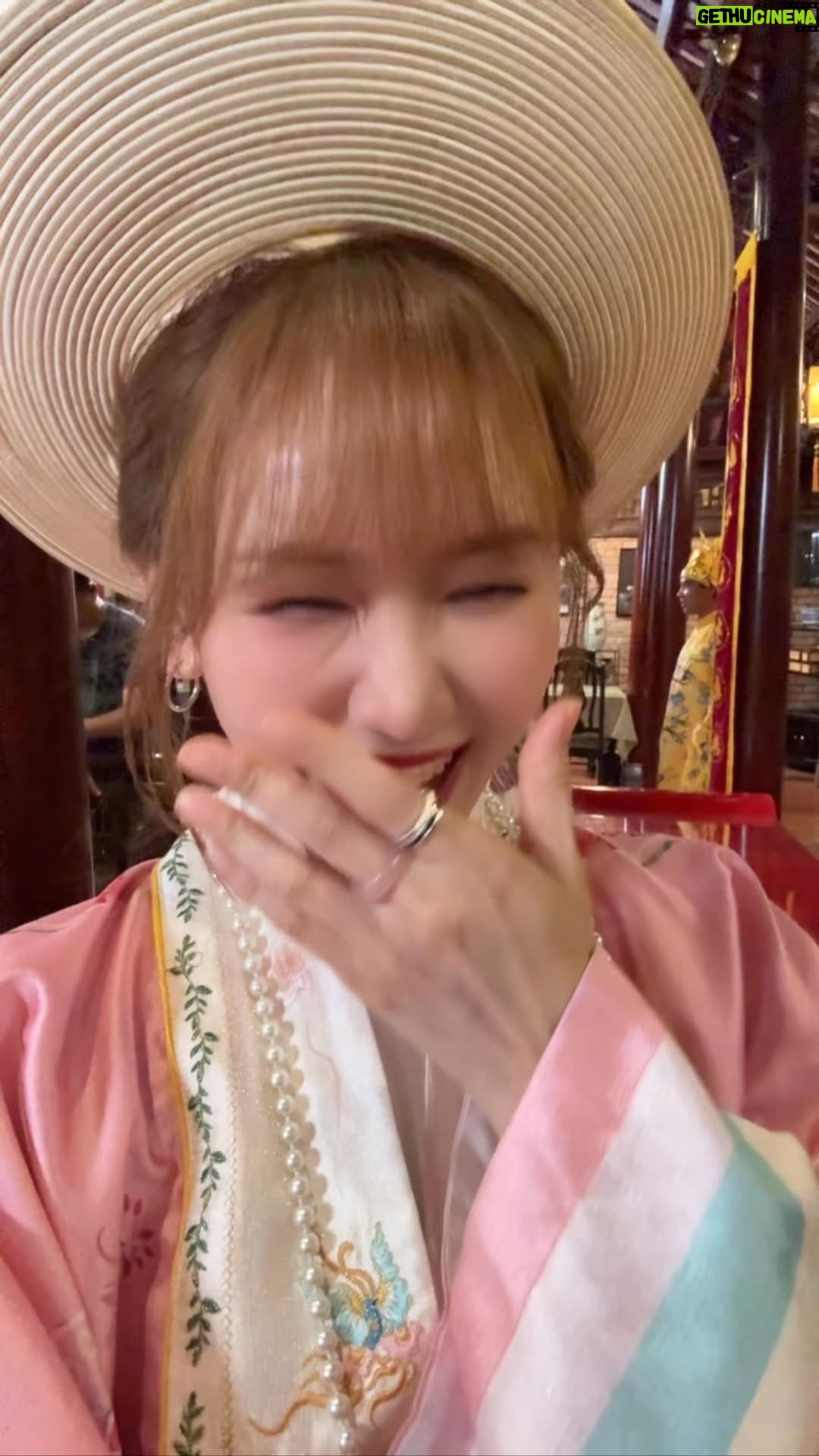 Hari Won - 30.5K Likes - Bông hoa đẹp nào cũng có gai🌹

Các bạn có gai ko?