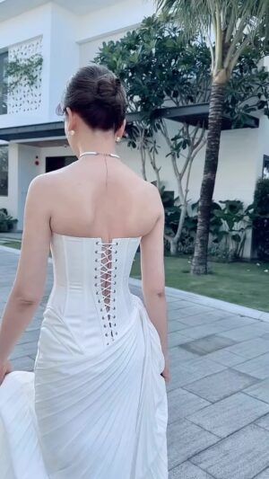 Hari Won Instagram - #dolong #rhythm #fashionshow
❤️
#hariwon