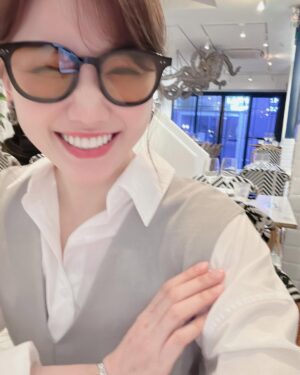 Hari Won Instagram - 🥰hãy thương e!!
#hariwon