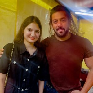 Harshaali Malhotra Instagram - Happy Birthday, Salman Sir! 🎂🎉 @beingsalmankhan
I love you and am truly thankful for the invaluable lessons and unforgettable memories from our Bajrangi Bhaijaan journey. This Munni will forever cherish the guidance and warmth you've shared. Thank you for making me who I am today. I feel like the luckiest girl on earth to have worked with you at such a young age. I thank God for this incredible opportunity, and I'm grateful for your acceptance and love. Wishing you a spectacular day and a year ahead filled with continued success and happiness! 🌟
Loads of love ❤️ and hugs 🤗 ..
.
.
#happybirthday #salmankhan #bajrangibhaijaan #munni #legend #birthdaypost #harshaalimalhotra #pictureperfect #blessed #gratitude