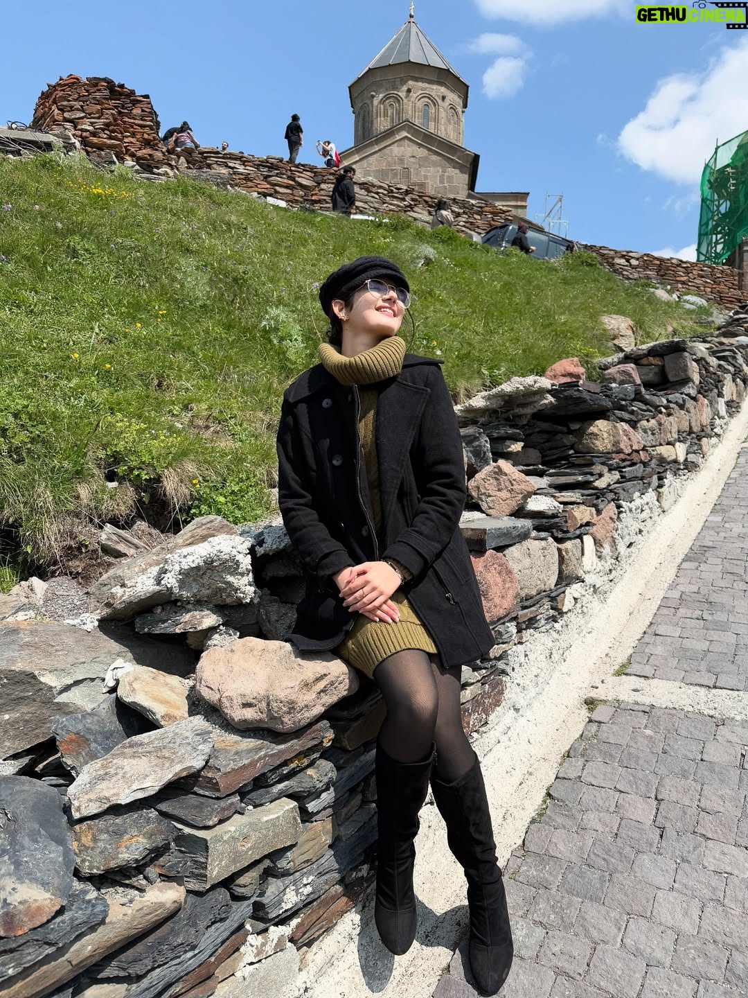 Harshaali Malhotra - 581.5K Likes - A little cold, a lot of calm ❄️
.
.
.

#HarshaaliMalhotra #Harshaali #WinterVibes #SereneSoul #ColdDaysCalmMind #PeacefulVibes #SnowMood #ChillAndStill #Aesthetic #InstaVibe #travel #love #travelling 

(HarshaaliMalhotra,Harshaali,WinterVibes,SereneSoul ColdDaysCalmMind,PeacefulVibes ,SnowMood ,ChillAndStill ,Aesthetic ,InstaVibe ,Travel ,Love, travel)