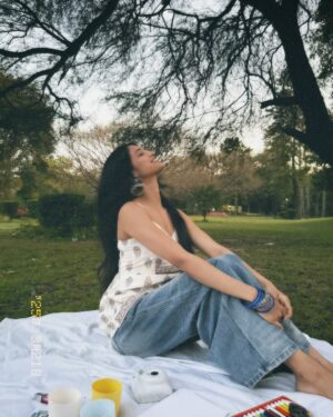 Harshita Karma Instagram - देसी picnic 🌻💕