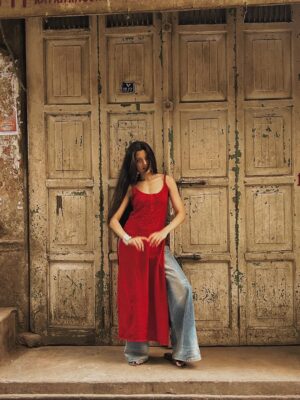 Harshita Karma Instagram - तुझसे मिलना पुरानी Dilli में ♥️
.
.
(Delhi, puarni dilli, purani delhi, delhi aesthetics, vintage, delhi outfit inspo, aesthetics, Indian aesthetics, edits )