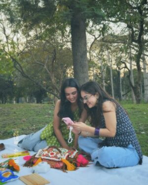 Harshita Karma Instagram - देसी picnic 🌻💕