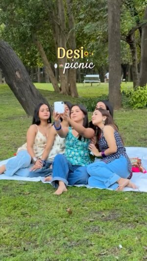 Harshita Karma Instagram - Desi Picnic Core ✨🌻
.
#reels #explore #aesthetic #desicore #reelsvideo #picnic