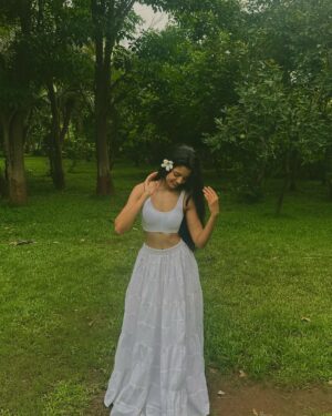Harshita Karma Instagram - Choose your favourite photo! Might delete later. 🤍