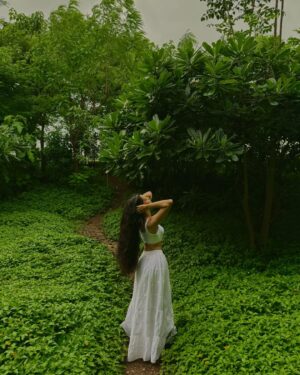 Harshita Karma Instagram - Choose your favourite photo! Might delete later. 🤍