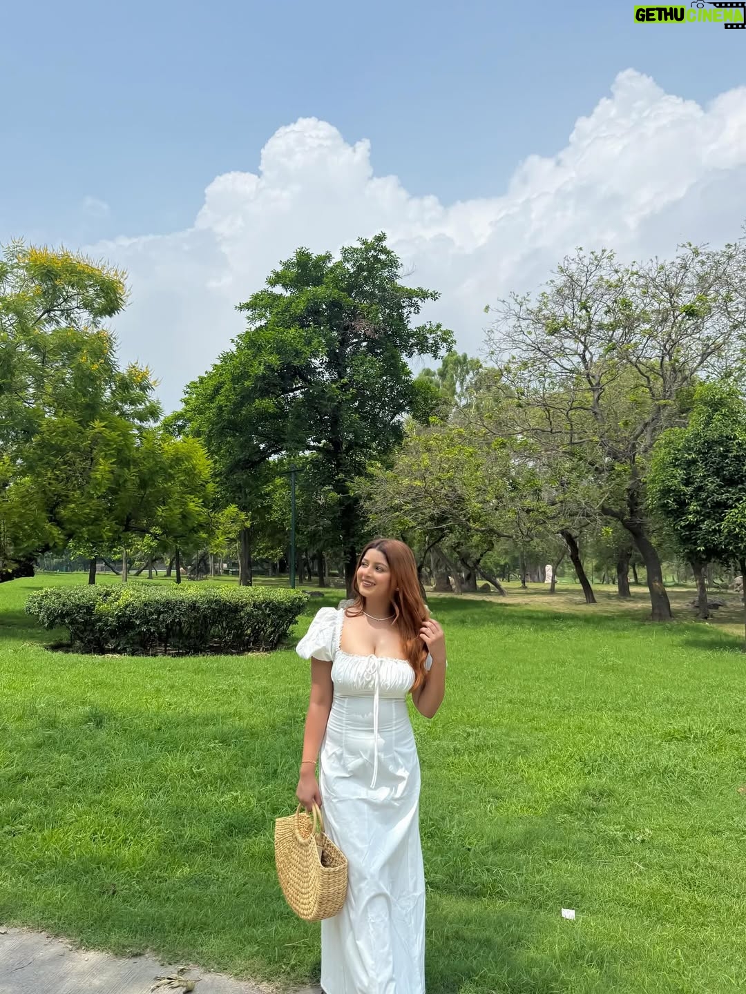 Harshita Singh Gaharwar - 4K Likes - Harshita in her wonderland🌻🤍🐇