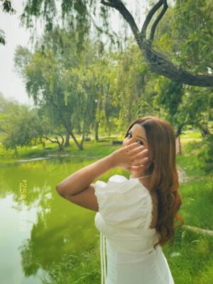 Harshita Singh Gaharwar Instagram - Harshita in her wonderland🌻🤍🐇