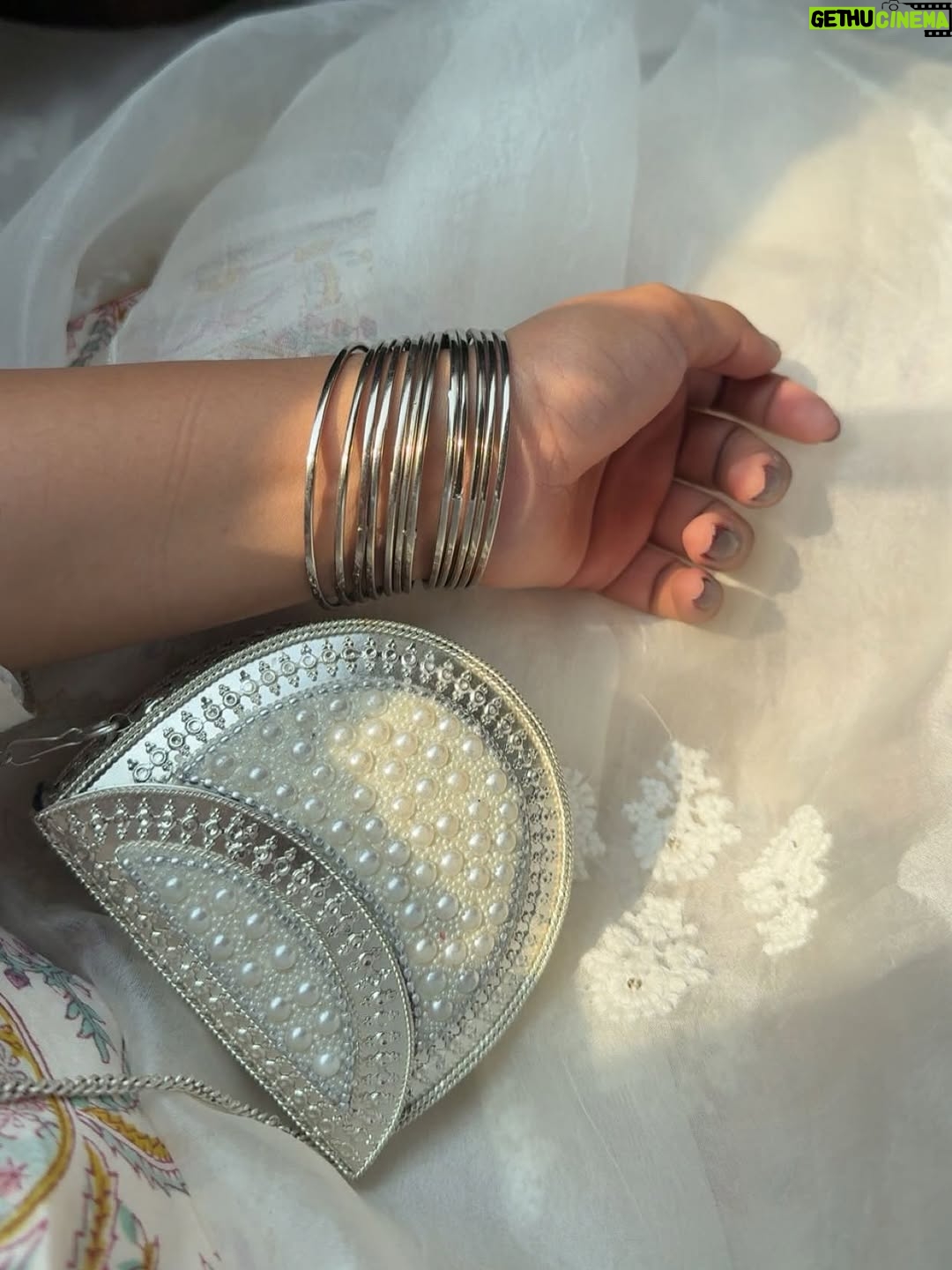 Harshita Singh Gaharwar - 30.8K Likes - Vrindavan💗🦚🪷