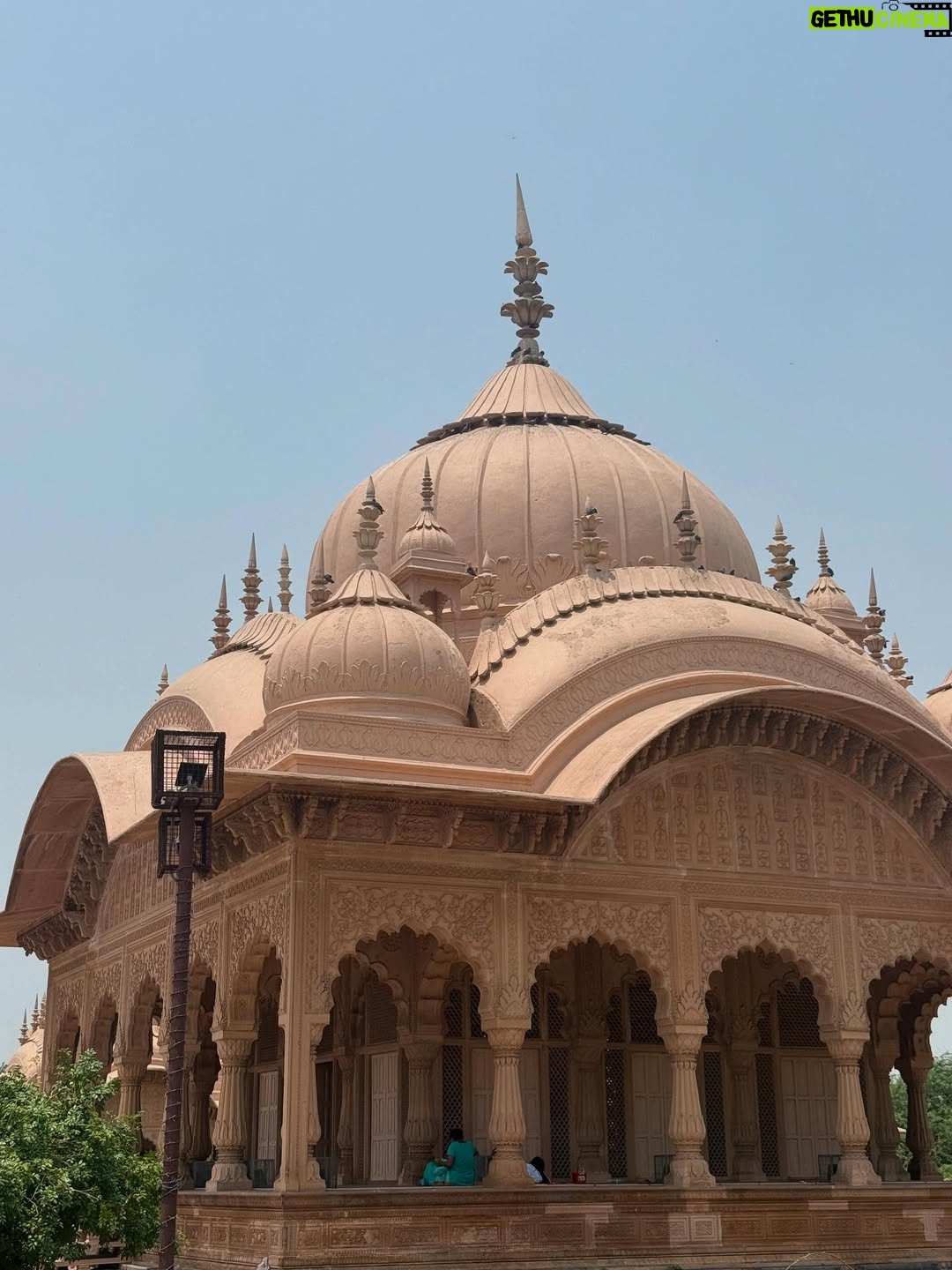 Harshita Singh Gaharwar - 30.8K Likes - Vrindavan💗🦚🪷