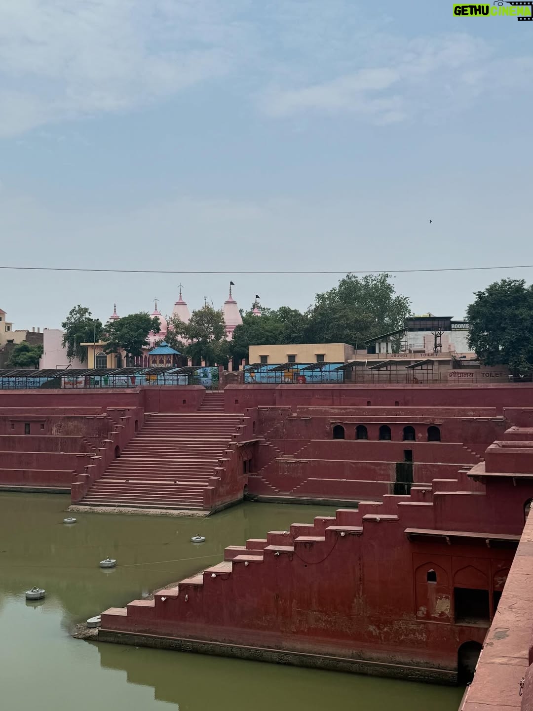 Harshita Singh Gaharwar - 30.8K Likes - Vrindavan💗🦚🪷
