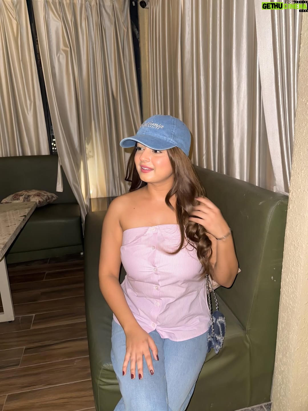 Harshita Singh Gaharwar - 3 Likes - The girls approve💋🪩🖇️
