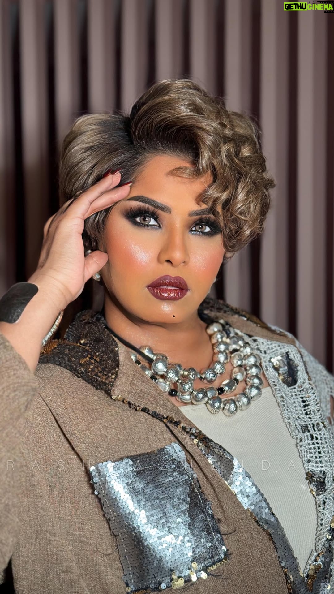 Haya Al Shuaibi - 3.8K Likes - My favorite place in Kuwait. Love you always Rasha!! � @rashaalhendal