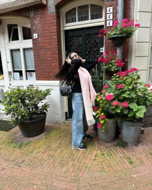 Heba Al-Hussein Instagram - 🇳🇱🤍🗯️ ' Love