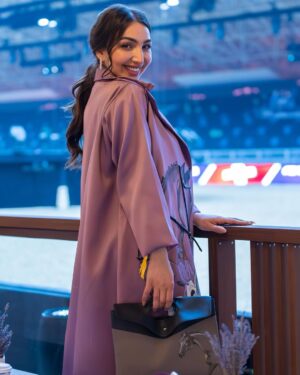 Heba Al-Hussein Instagram - لقطات من نهائي بطولة كأس العالم لقفز الحواجز والترويض لعام 2024
🏇🏼🏇🏼