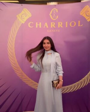 Heba Al-Hussein Instagram - Big surprise the @coraliecharriol @charriolofficial
Introducing the new collection
Exclusively in Riyadh 🇸🇦💚
Designer and brand owner @coraliecharriol I'm so happy to be here with u ❤️
*قصة قصيرة الساعة اللي في يدي من 15 سنة شاريتها الماركة اللي احبها من سنين 😭
* short story : the watch I wearing before 15 years ago, my lovely Brands , before many years ago 😭💚