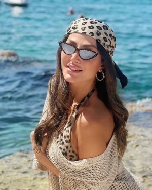 Heba Nour Instagram - Happy Sunday 🌊🤍