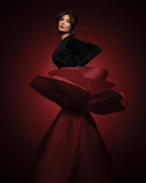 Heba Nour Instagram - Happy Valentine’s Day To Me And To All My MEs ❤️ #happyvalentinesday .
@everythingbutphotography  @guignoafakiih  @vatchenazarette  @amorimakeup
