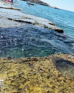 Heba Nour Instagram - Happy Sunday 🌊🤍