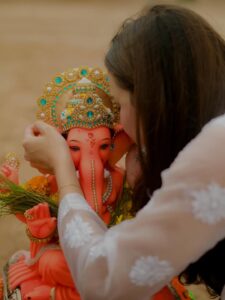 Actress Heli Daruwala HD Photos and Wallpapers September 2025