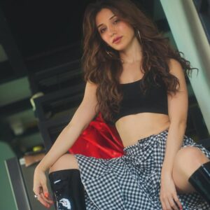 Heli Daruwala Instagram - Haanji?? 🌶️ 💫🌝 only #IYKYK🧿
📸 @shreyasamin_
