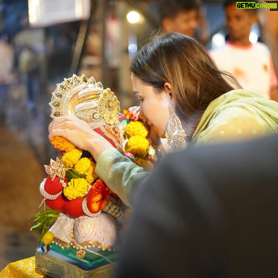 Heli Daruwala - 212.4K Likes - पुढच्या वर्षी लवकर या ..🥹🧿♥️
Ganpati Bapppa Morya 🙏🏻