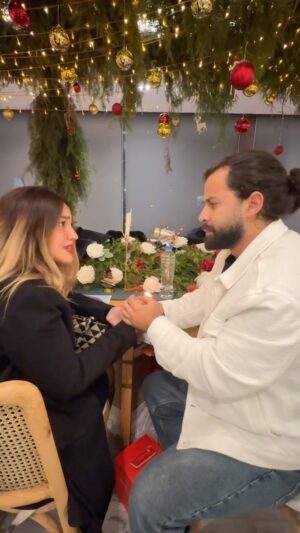 Hend Abdel Haleem Instagram - عارفين دة كان فيلم ايه ؟
@hendabdelhalimofficial 🕯️😂