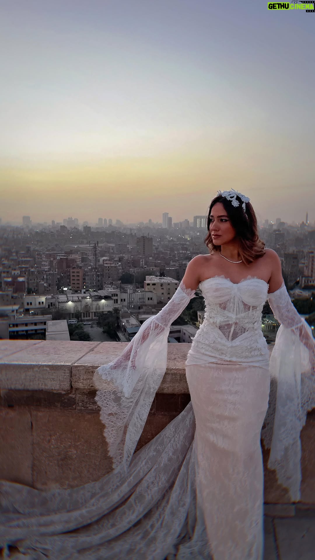 Hend Abdel Haleem - 38.8K Likes - Camellia 👰‍♀️ 
Dress : @byyasmineayesh 
Makeup artist: @lobnafarid_ 
Photo credit : @abdo_tarek_1 
#اعلى_نسبة_مشاهده 
#رمضان