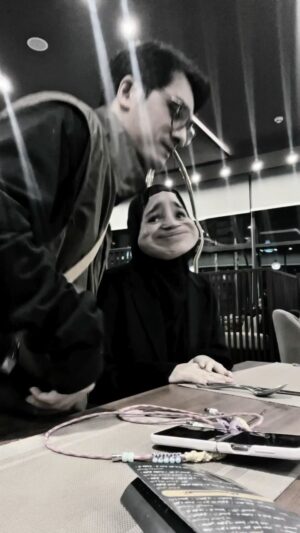 Herfiza Novianti Instagram - Les bahasa Arab yg bagus di mana ya ?
#CeritaMOYAPOYA