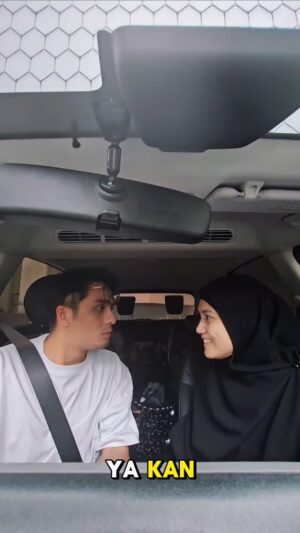 Herfiza Novianti Instagram - Sulit djawab dan menjebak beda tipis šš»
#CeritaMOYAPOYA