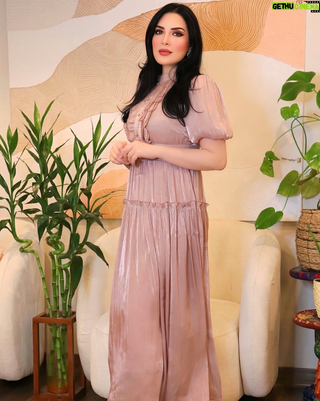 Hiba Al-Durri - 3.8K Likes - اختياراتي المفضلة من مجموعة SHEIN X Hannahelzahed الرائعة لعيد الأضحى من shein_ar@! أي قطعه عجبتكم 
🔍 ابحثي عن [Modelyn Hannah] في تطبيق شي إن للاطلاع على المزيد من المنتجات الجديدة، واحصلي على *فرصة للحصول على بطاقات هدايا بقيمة 3000$ وأفضل منتجات SHEGLAM اختياراً مجاناً!* الكمية محدودة! لا تفوتي الفرصة! 💖

https://onelink.shein.com/0/hebaaldurri

✨تسوقي الآن باستخدام كود الخصم *[20Hannah]* لفترة محدودة واحصلي على خصم  

🛍️ رقم المنتج: 

58492646

59117333

54232383

54348295

49341566

 61073741
59055618 

51513201
#sheinxhannah #SHEINEidStyle #Fitcheck#