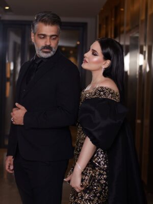 Hiba Al-Durri Instagram - Back to back.. unbreakable💪🏻
Thank you my team
Stylist: @eliekhallil5
Dress: @labourjoisie
Bag: @scudo_bags
Makeup: @azharhubail
Hairstylist: @zainab.shamlooh
Photographer: @ahmd.e17