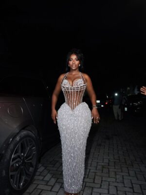 Hilda Baci Instagram - The Birthday Girl #clubhilda30
Dress @veekeejames_official
Makeup @kim_beautystudio
Hair @touchofibee
Styled @_emmanuelgoodnews
📸 @thelagospaparazzi