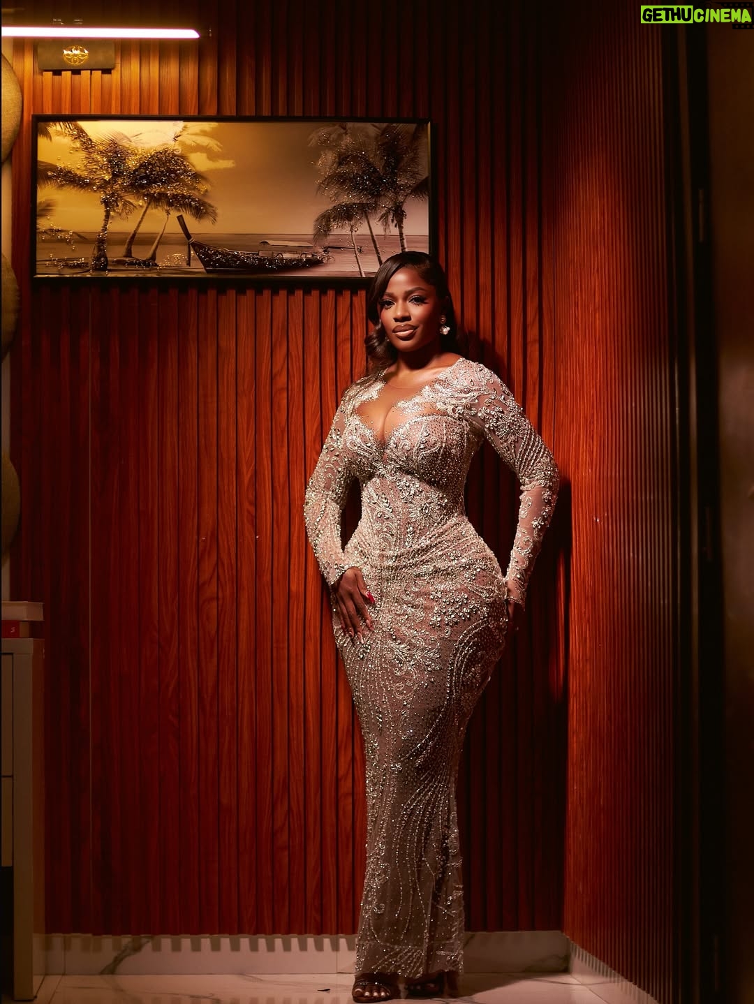 Hilda Baci - 87.1K Likes - When your mum turns 55 you throw her a 50th party and you all  serve and that we definitely did ❤️

Dress @clasikqdiane 
Makeup @seun_williams 
Hair @hairbyehis 
📸 @arshavinjohn