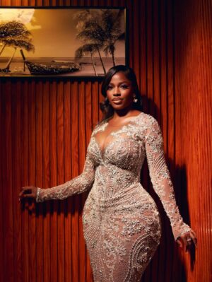 Hilda Baci Instagram - When your mum turns 55 you throw her a 50th party and you all serve and that we definitely did ❤️
Dress @clasikqdiane
Makeup @seun_williams
Hair @hairbyehis
📸 @arshavinjohn