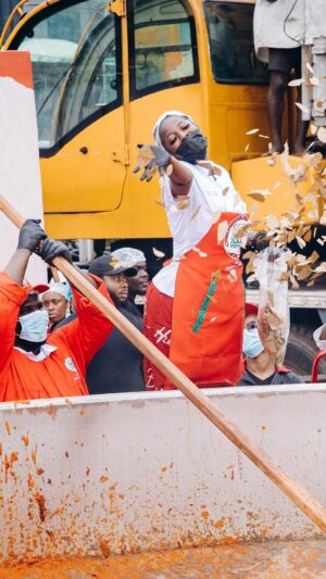 Hilda Baci Instagram - Largest serving of Nigerian style jollof rice 🍲 8,780 kg (19356 lb 9 oz) by @hildabaci and @ginonaija 🇳🇬
Nigerian chef Hilda Baci has made her way back into the record books after kick-starting record fever across Africa.
Alongside brand Gino Nigeria, Hilda cooked up the largest serving of Nigerian style jollof rice. Hilda says it took “nine hours of fire, passion and teamwork” and 1,200 kg of gas to create the 16,600 plates of rice “served with joy, love and community”.