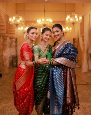 Himadri Instagram - ✨मराठी मुली ✨
There’s something so deeply magical about being wrapped in a Maharashtrian look… it’s not just tradition, it’s a feeling ✨♥️soft, strong, and utterly beautiful
#marathi #marathimulgi❤️ #saree #ganeshchaturthi2025 #mumbai