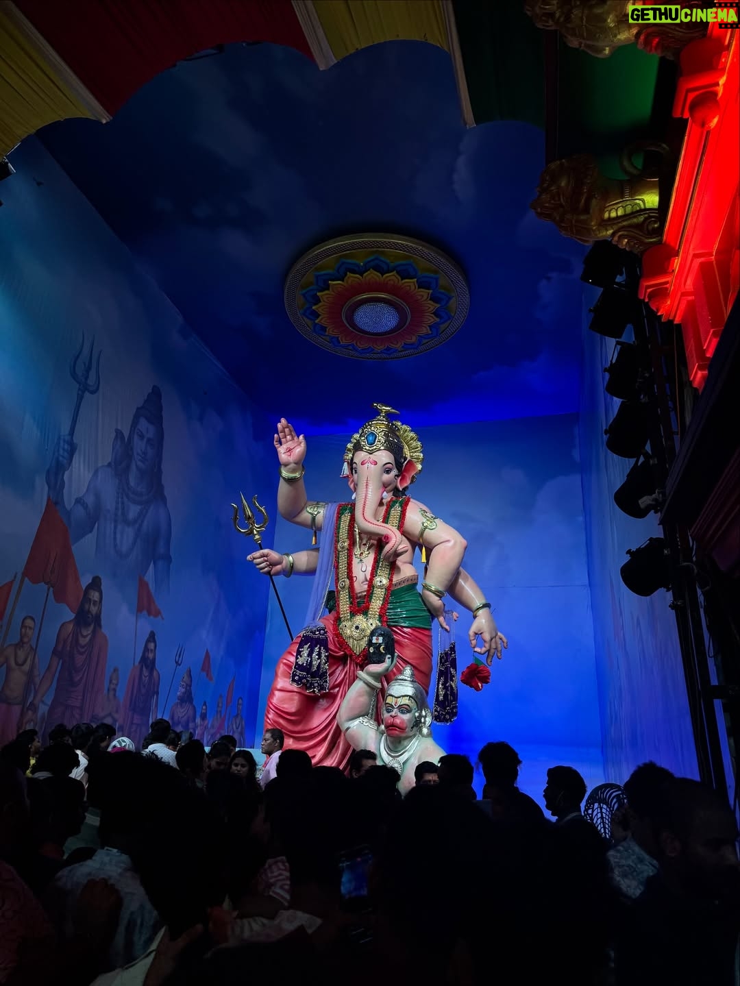 Himadri - 20K Likes - My first Ganpati in Mumbai 😭✨& I couldn't be more Grateful to be able to witness this🙏✨
Thank you Gannu ji 🙏♥️

#ganpati #ganpatibappamorya #ganeshchaturthi #maharashtra #mumbai