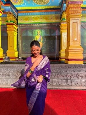 Himadri Instagram - My first Ganpati in Mumbai 😭✨& I couldn't be more Grateful to be able to witness this🙏✨
Thank you Gannu ji 🙏♥️
#ganpati #ganpatibappamorya #ganeshchaturthi #maharashtra #mumbai